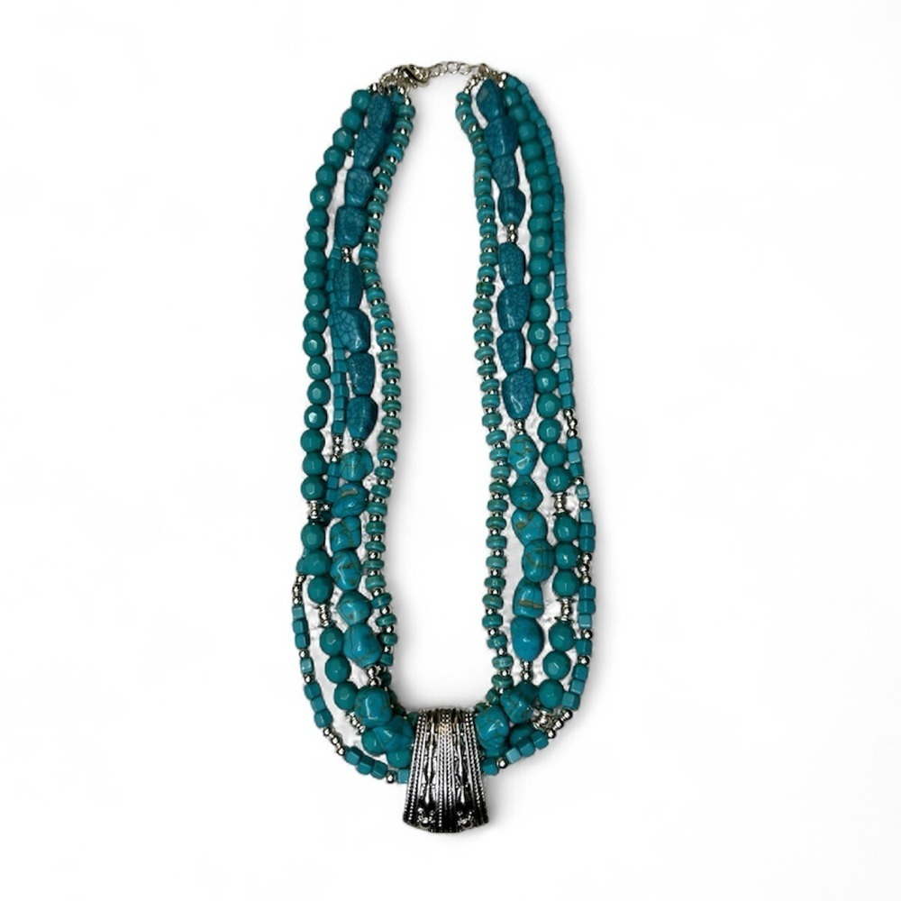 Turquoise Beaded Necklace with Silver Pendant
